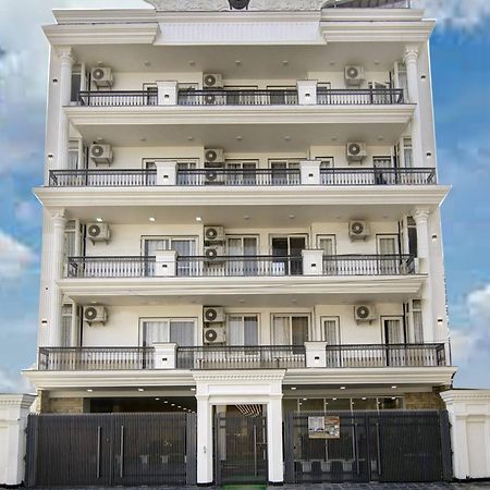 Anandam Club House Aparthotel Gurgaon Eksteriør bilde