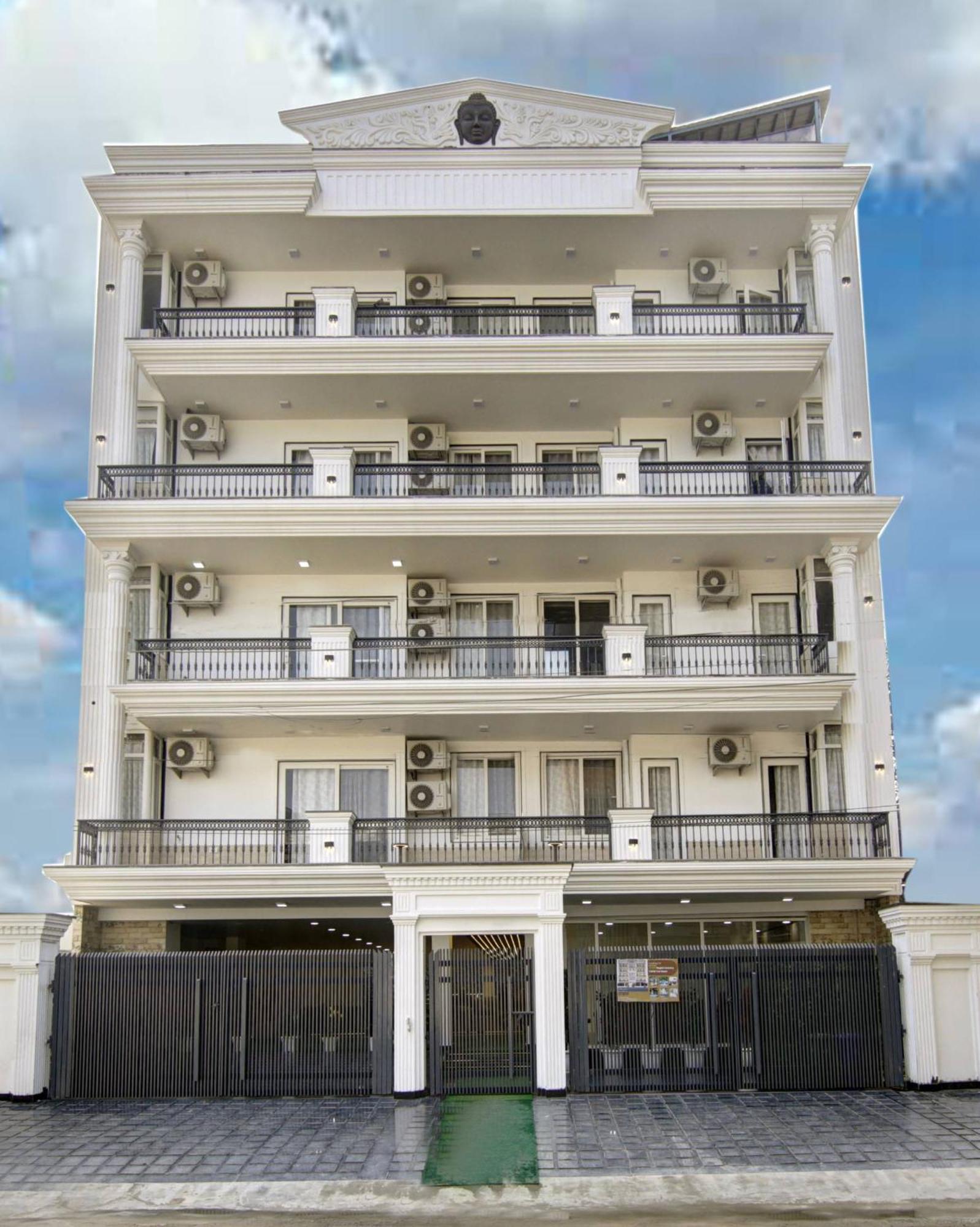 Anandam Club House Aparthotel Gurgaon Eksteriør bilde